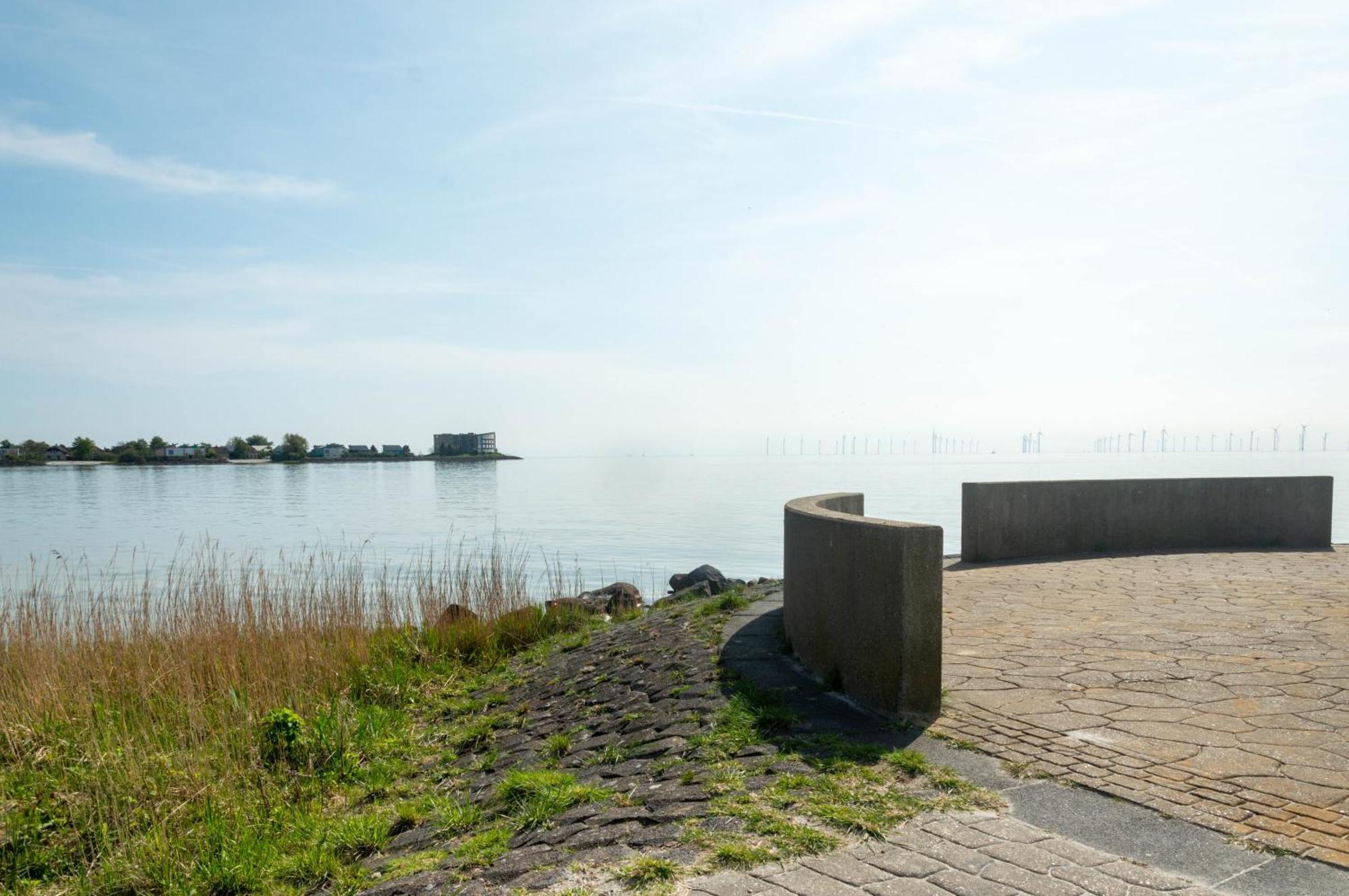 Zuiderzeestate 35, Prachtig Appartement Aan Het Ijsselmeer Makkum Bagian luar foto